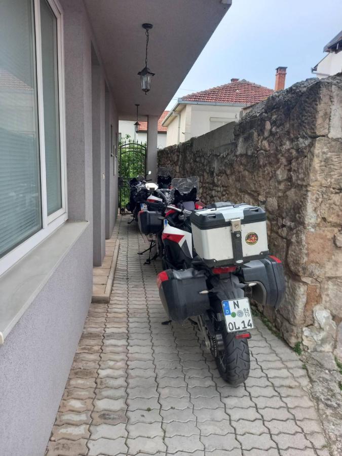 Apartments Uno Mostar Exterior photo